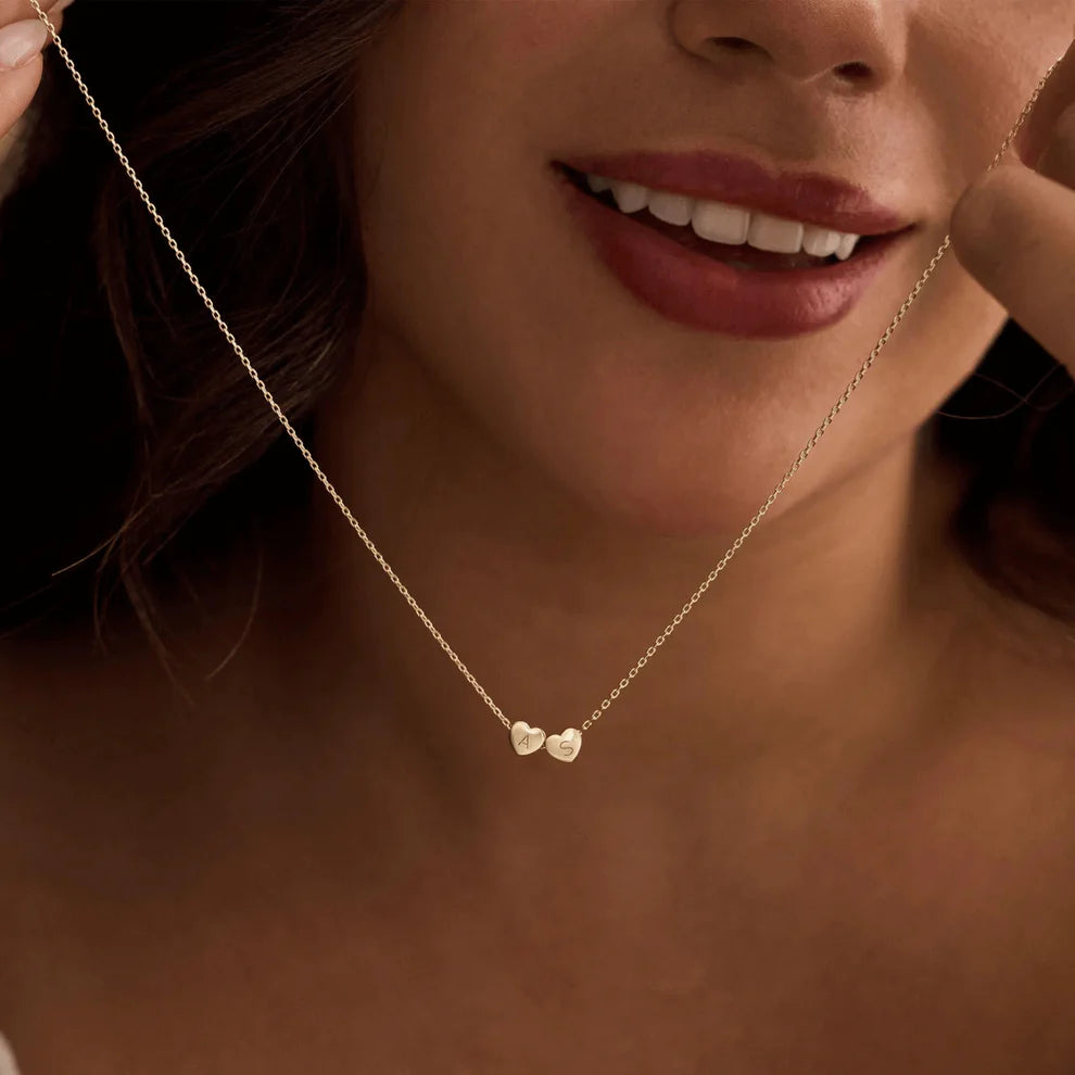 Personalizovaný náhrdelník se srdíčkem a iniciálou