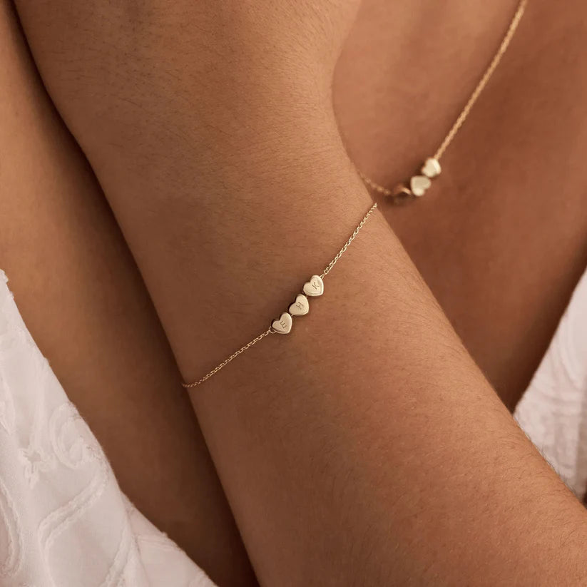 Personalizovaný náramek se srdíčkem a iniciálou