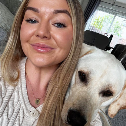 Personalizovaný náhrdelník se jménem a tváří domácího mazlíčka